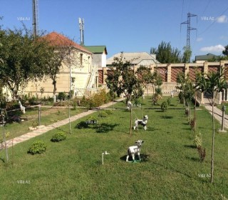 Buy a house/villa in an elite area in Baku Novkhani, -2