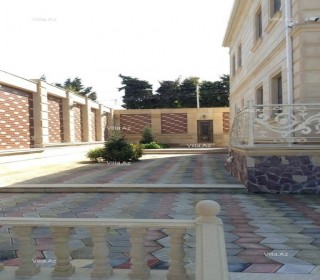Buy a house/villa in an elite area in Baku Novkhani, -14