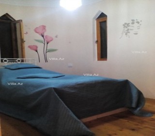 Cottage in Pirshagi. Stone house with double brickwork for sale, -10