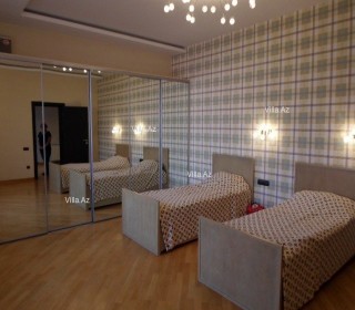 İtaliyadan gətirilən Venesiya mərmərindən kamini olan villa, -2
