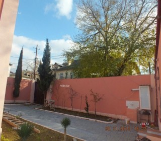 Buy a house/villa in Baku, Bakikhanov settlement. 2 floors, -16