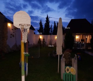 Şüvəlan qəsəbəsində ümumi sahəsi 12 sot olan müasir üslubda tikilmiş 2 mertebeli bağ evi satilir, -9