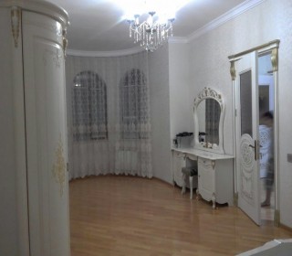 Badamdar qesebesi 3-cu masivvde Həyət evi, -19