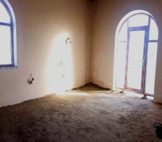 next to the restaurant Asiman for sale 3-storey villa, -2