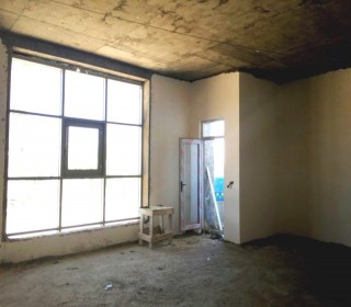 next to the restaurant Asiman for sale 3-storey villa, -10