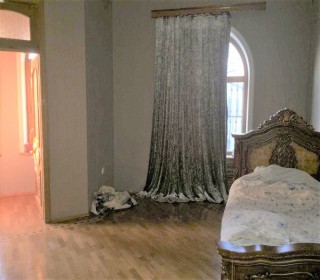 Radi̇o zavodun yani, nargi̇lə kafesi̇ni̇n yaxinliğinda, vi̇lla satilir, -8