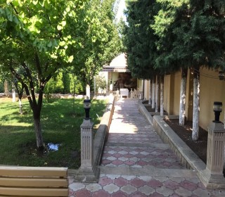 razinde hovuzlu bag evi satilir, -2