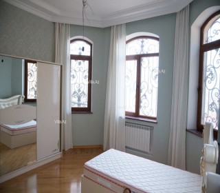 In the village of Bakikhanov, near a mosque and a lukoil, a 3-storey house, -12
