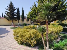Bilgeh qesebesinde 15 sot torpaqda yerlesen 2 mertebeli bag evi  almaq, -3