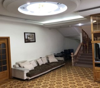 3rd floor VILLA area of ​​450 square meters in Elimler Akademiyasi subway, -15
