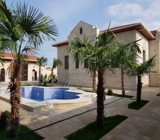 Suvelan Qala yolunda 4 otaqli ela temirli villa, -2