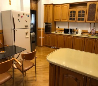 razinde hovuzlu aglayli villa satilir, -11