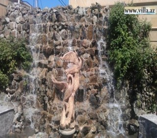 On Ataturk Avenue next to the Bank of Baku, a 2-storey, 9-room villa for sale, -2