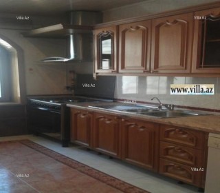 On Ataturk Avenue next to the Bank of Baku, a 2-storey, 9-room villa for sale, -5