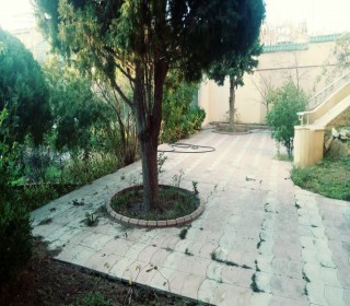 3-story, smartly furnished villa is for sale near the Asiman restaurant in Bak, -6