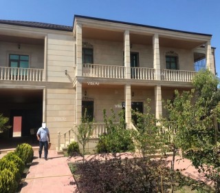 Hövsan Türkan arasında elit məhəllədə villalar sırasında dəniz yaxınlığında bag evi satilir, -12
