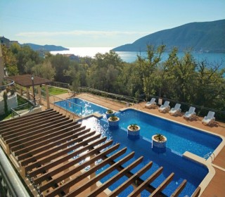 Sale Flat (abroad), -5