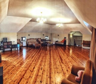 A villa worth 5 million is for sale in a place called President Baglari in Novkhani, -14
