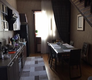 buzovnada satilan baglarin qiymetleri, -9