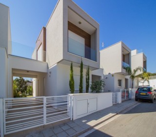 This modern residential complex is located in ​​Limasso, -11