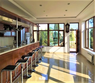 villa in Bilgah near "Sea breeze" at a distance of 300 m from the sea, -12