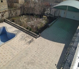 Baku city. A house is for sale on Mohammad Khiyabani Street, -11