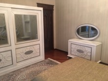 buzovnada satilan heyet evi elanlari, -5
