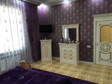razinde 6 otaqli ev satilir, -2