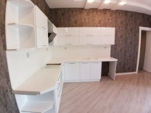 Mərdəkanda ilboyu tıxacsız ərazidə hovuzlu ev satılır, -19