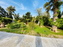 Mərdəkan qəsəbəsində müasir üslubda tikilmiş, 3 mərtəbəli bağ evi, -14