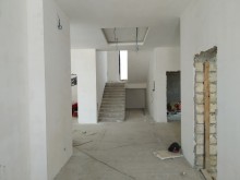 Pərdələr və pəncərələrə avtomatik açılan villa Novxani, -7