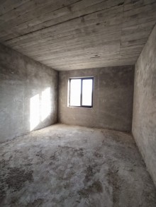 bakixanovda satilan villa heyet evleri, -8