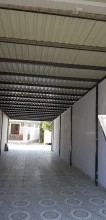 Bakıxanov qəsəbəsində əla təmirli  ev satılır. 4 yataq, 2 qonaq otaqlari, -7
