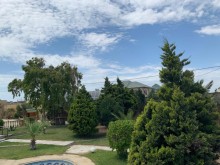 Şüvalan mayakda çimərliyə yaxın 3 mərtəbəli villa satılır, -9