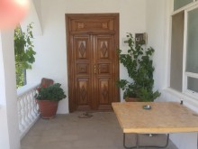 şüvəlanda satilan heyet evi, -13