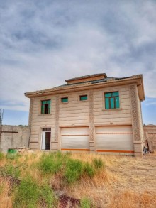 Naxçıvanda aglayli podmoyak villa satilir, -4