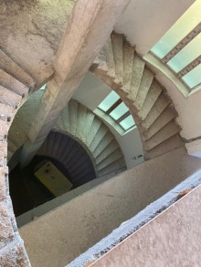 Naxçıvanda aglayli podmoyak villa satilir, -12
