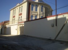 Badamdar qes, 3 massiv 4,5 sot torpaqda. 3 mərtəbə villa, -2