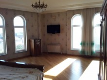 Badamdar qes, 3 massiv 4,5 sot torpaqda. 3 mərtəbə villa, -7