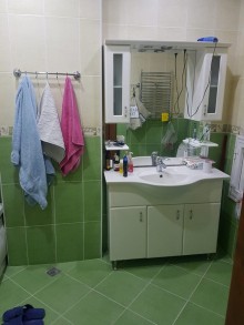 Badamdar qes, 3 massiv 4,5 sot torpaqda. 3 mərtəbə villa, -16