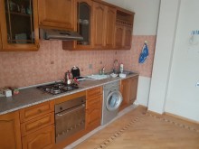 Badamdar qes, 3 massiv 4,5 sot torpaqda. 3 mərtəbə villa, -19