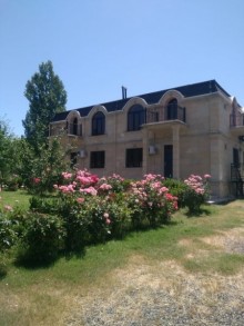 Satılır Həyət evi, Qəbələ.ş-3