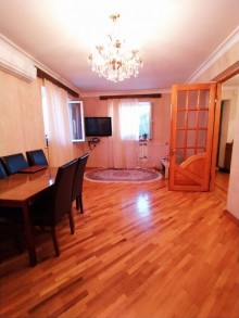 razinde satilan ev qiymetleri, -3