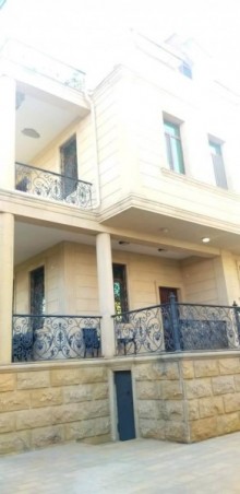 A well-maintained villa is for sale in Sulutepe, -3
