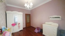 Badamdarda 1-ci massivde villa satilir, -7