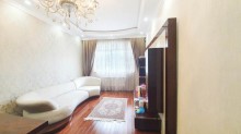 Badamdarda 1-ci massivde villa satilir, -8