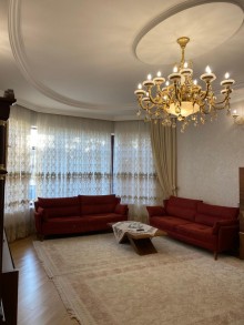 Bakı şəhəri Bakıxanov qəsəbəsinin mərkəzində əla təmirli, 4 sot ərazidə ev almaq, -8