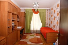 Sale Cottage, -9