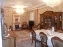 Sale Cottage, -5