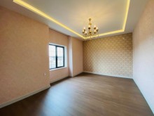 Merdekanda yeni insa edilmis 2 mertebeli villa satilir, -14